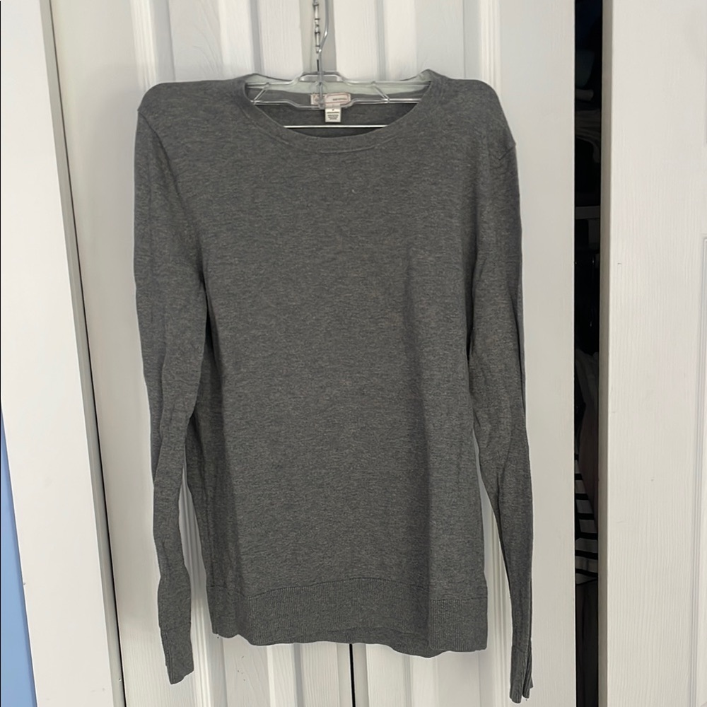 GAP Gray Crew Neck Sweater Lightweight Knit
